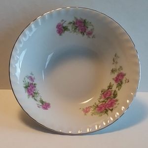 Vintage Yamatsu Japan Rose Bowl